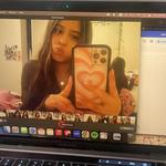 selenesellsclothes's profile picture