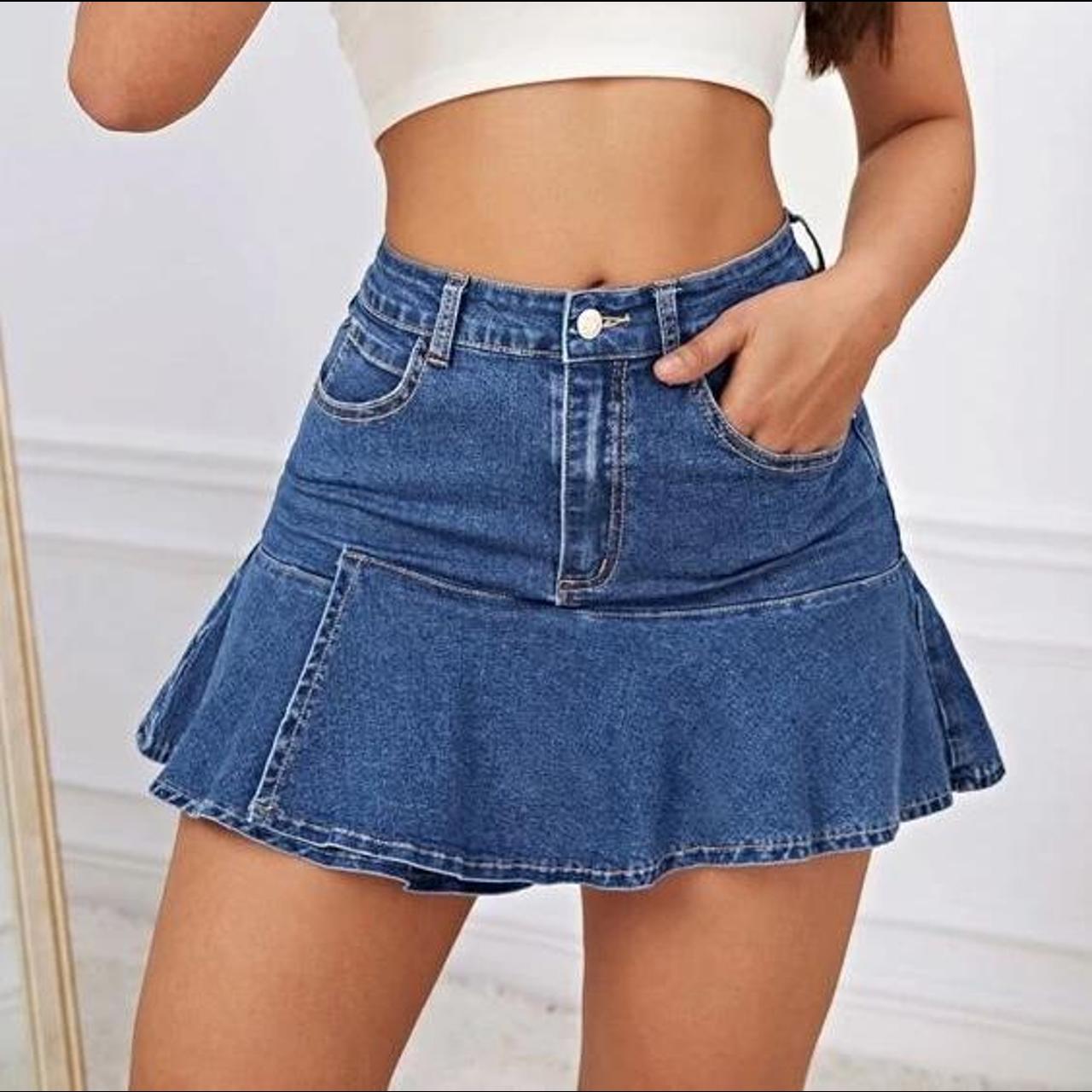 Mini denim skirt - Brand New - Size Large... - Depop