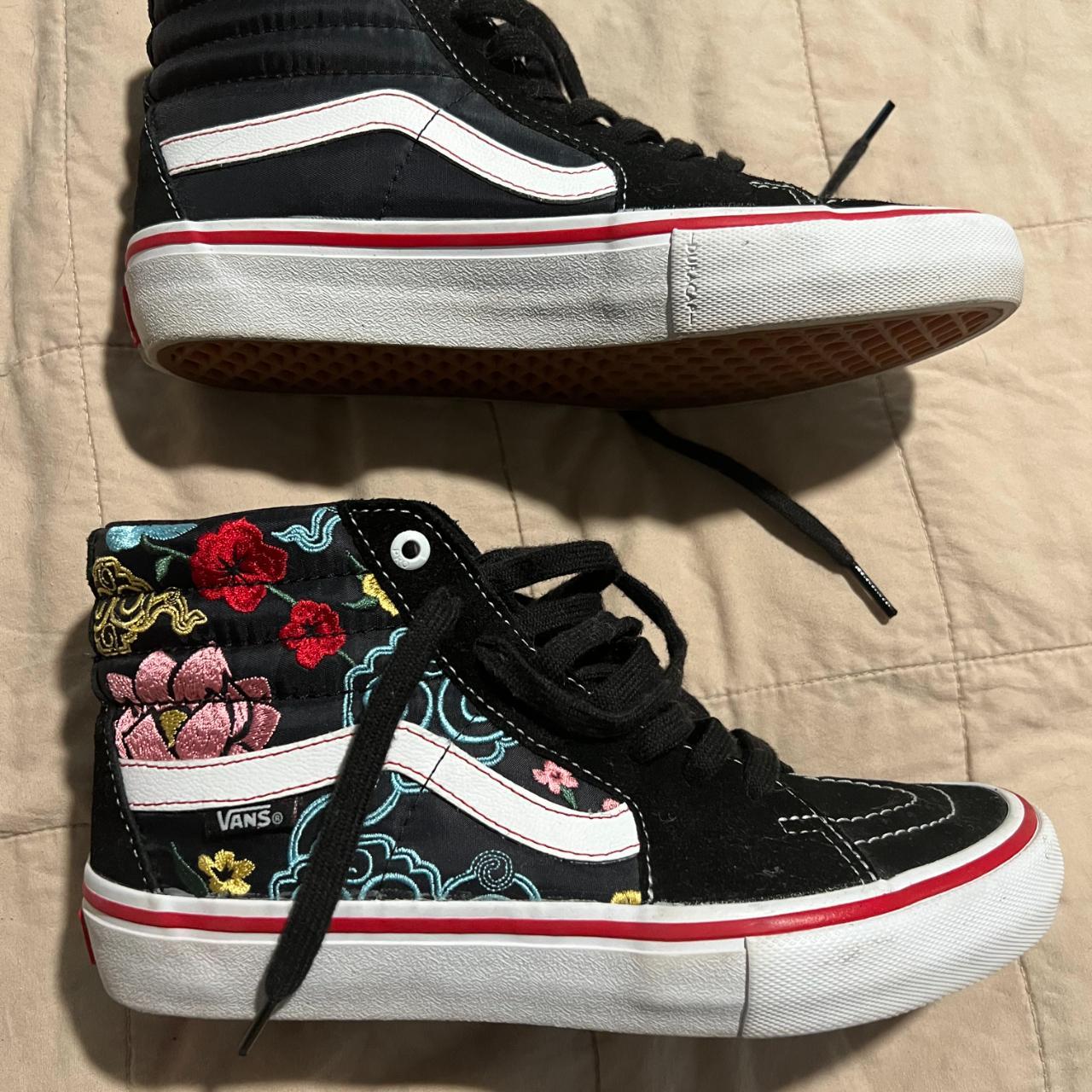 Vans sale lizzie floral