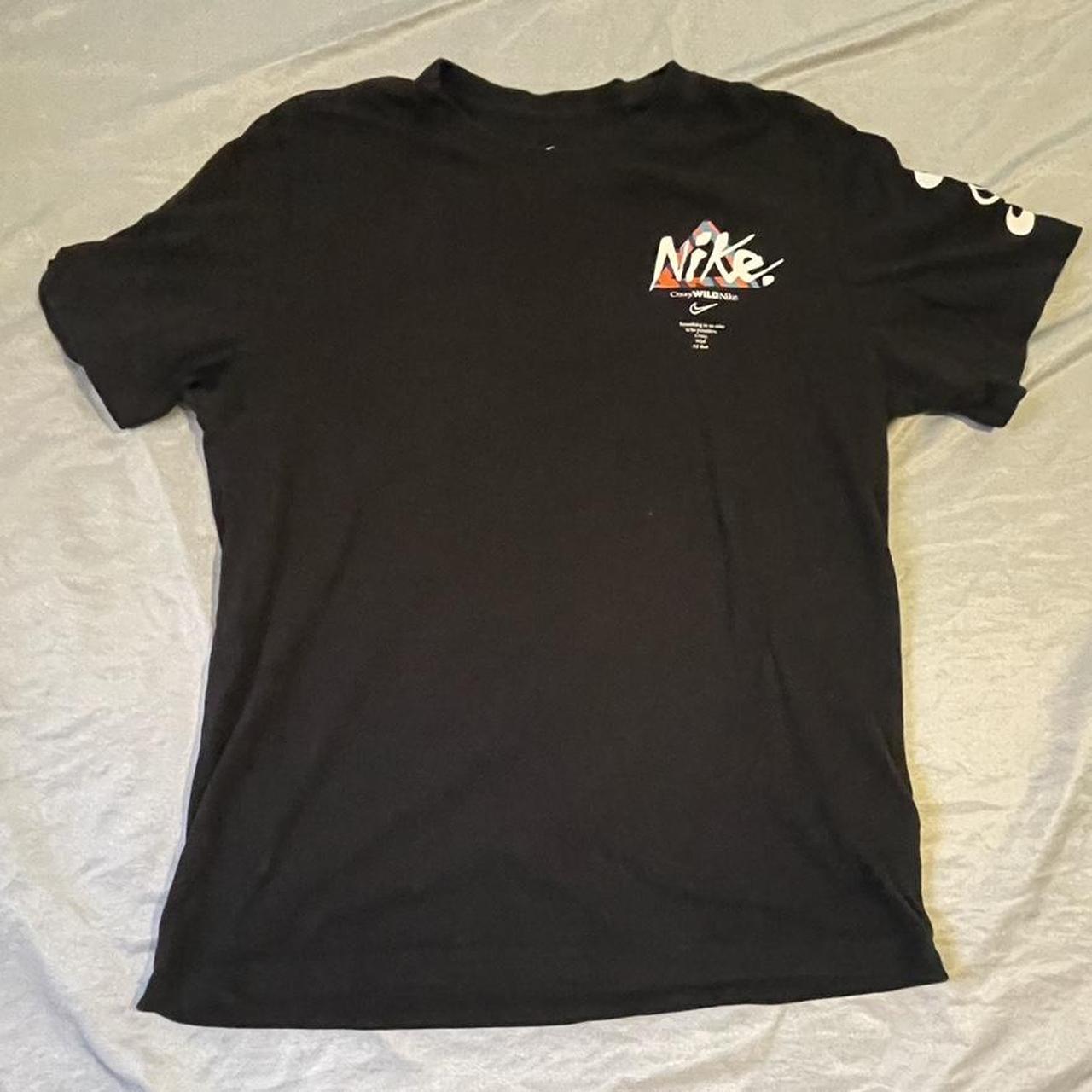 Black Nike shirt Size / Large - Depop