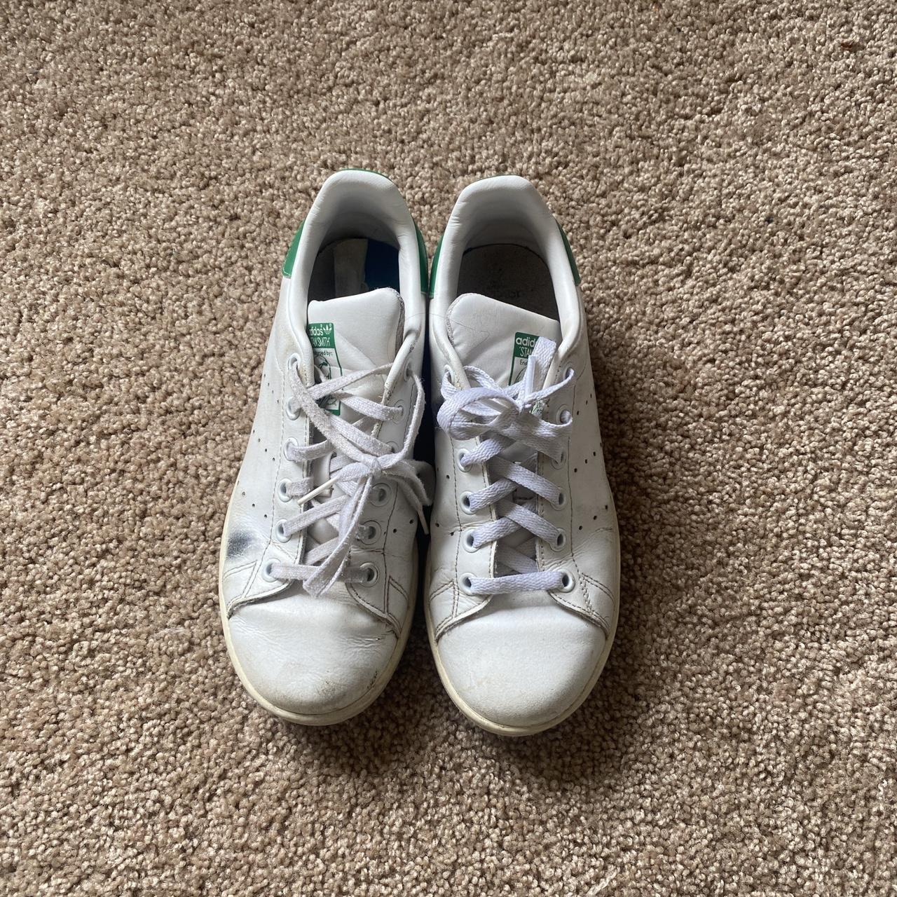 Stan Smith adidas women’s shoes size 4 1/2 Might... - Depop