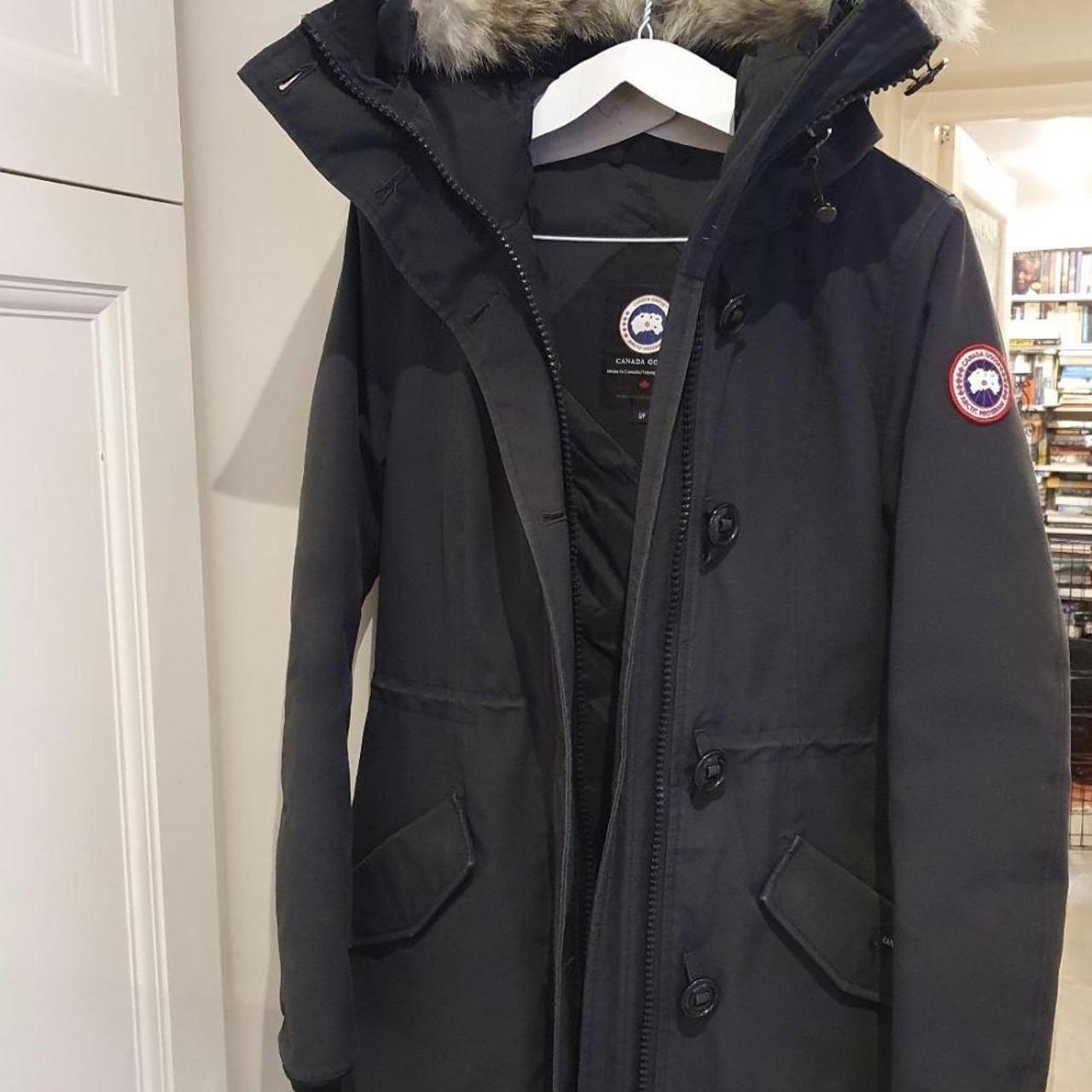 Women’s Canada goose coat rrp 1200, worn so has a... - Depop