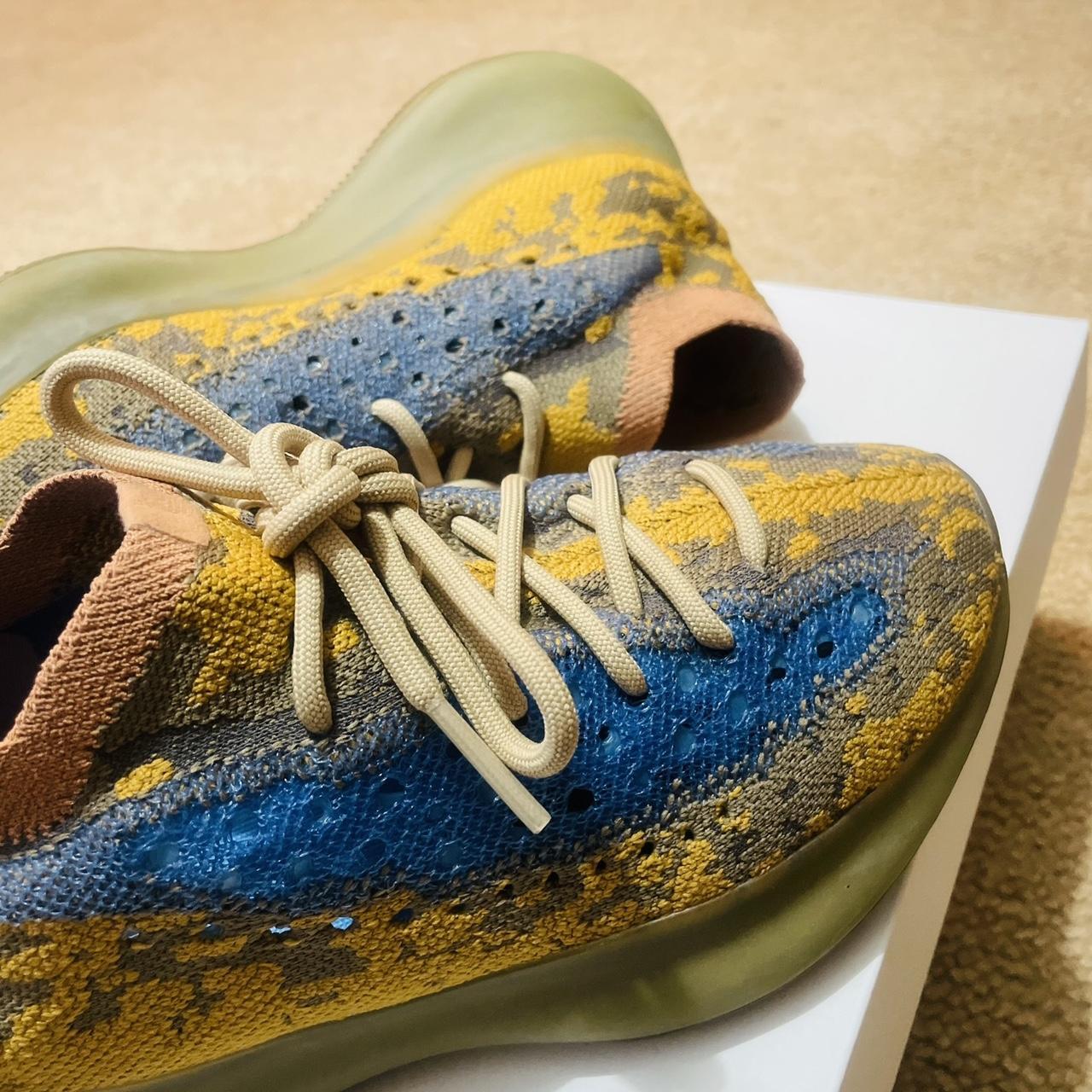 yeezy tan blue