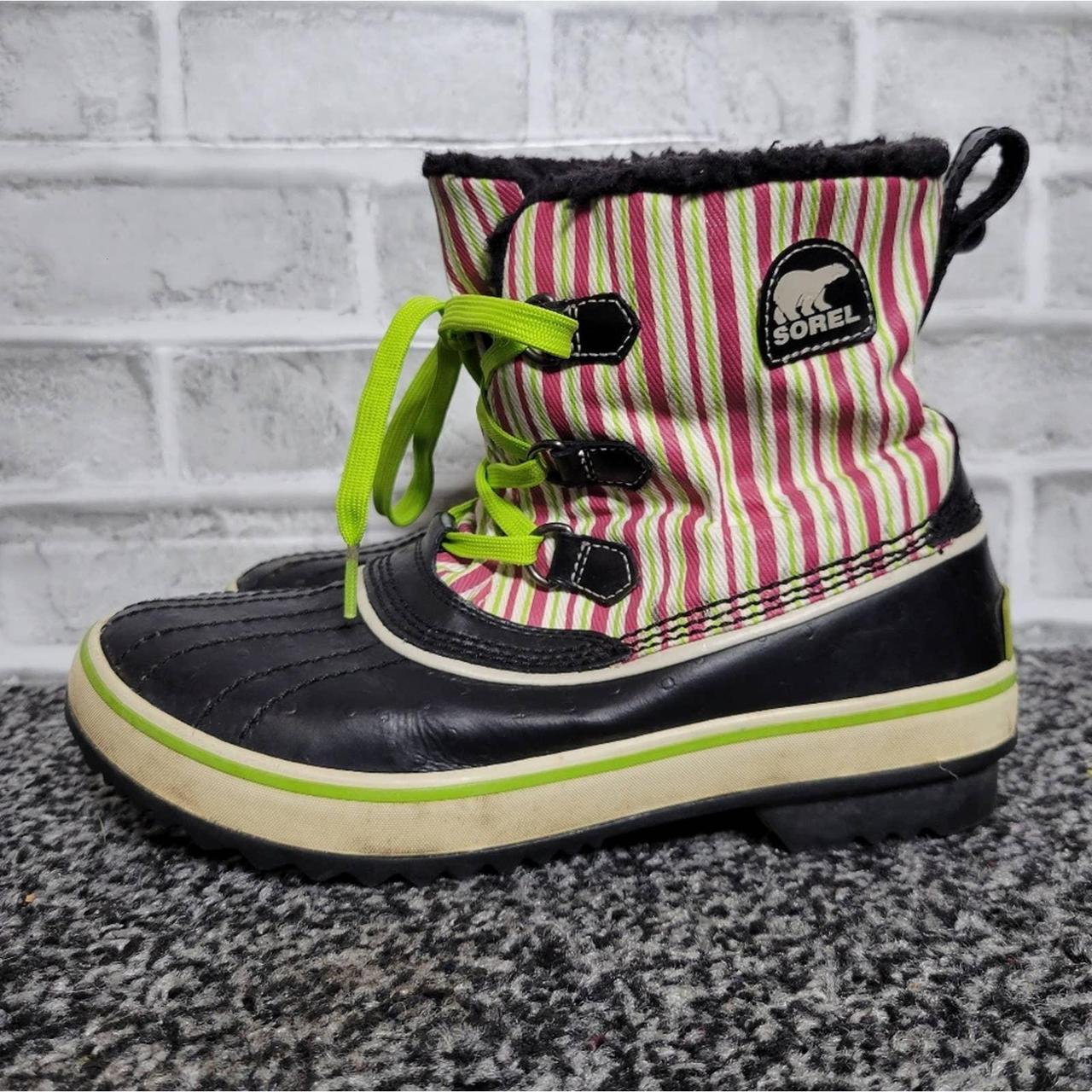 size 6 Sorel snow boots striped shaft green