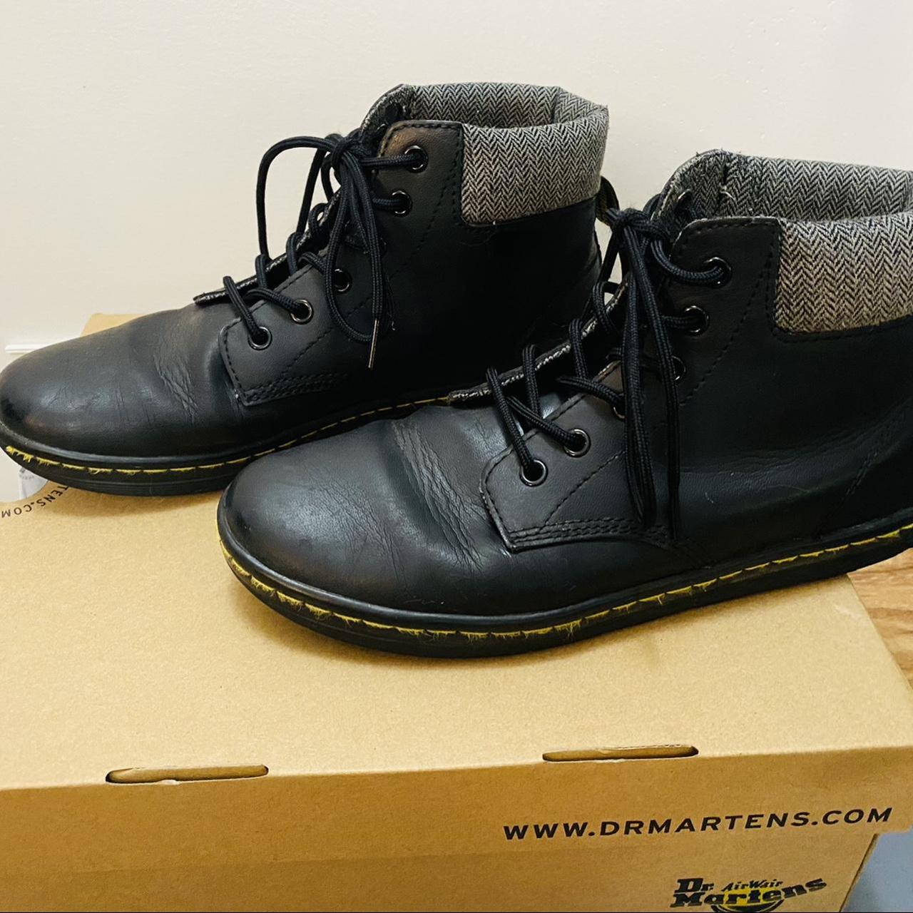 Dr. Martens Women's Black and Grey Boots (2)