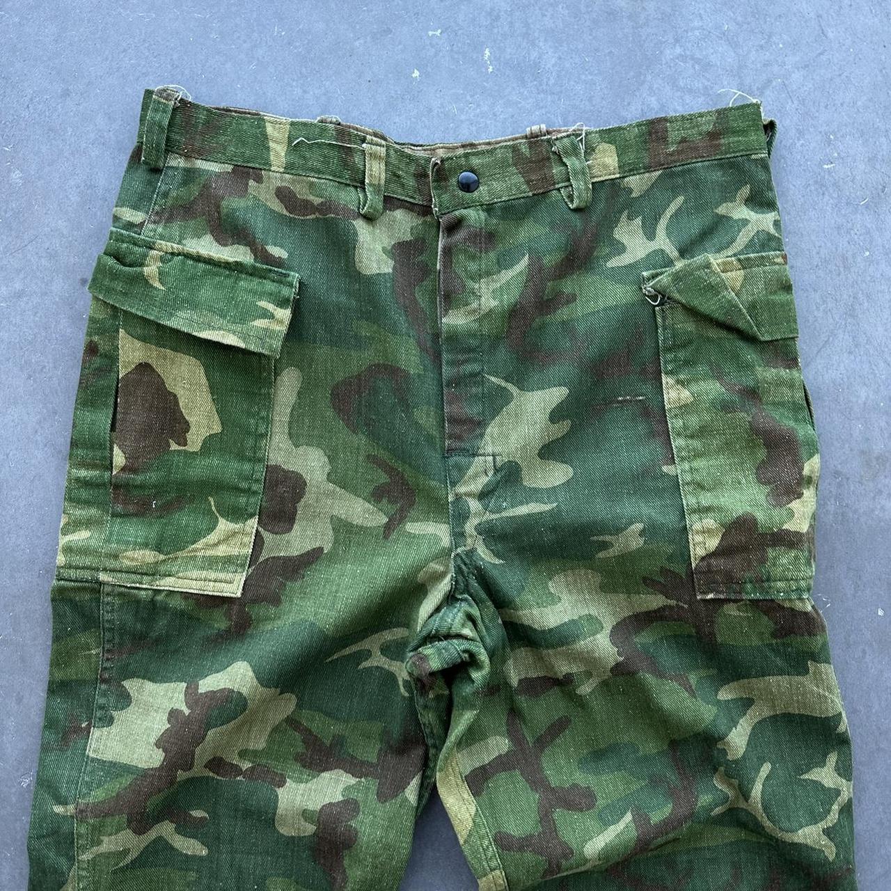 Crazy Vintage Frog Skin Camo Cargo Pants Military... - Depop