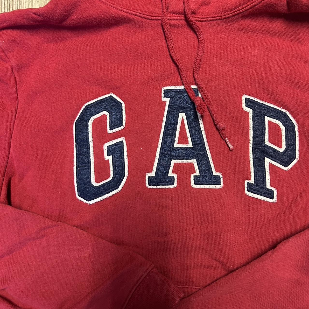 Gap Women's Sweatshirt Depop