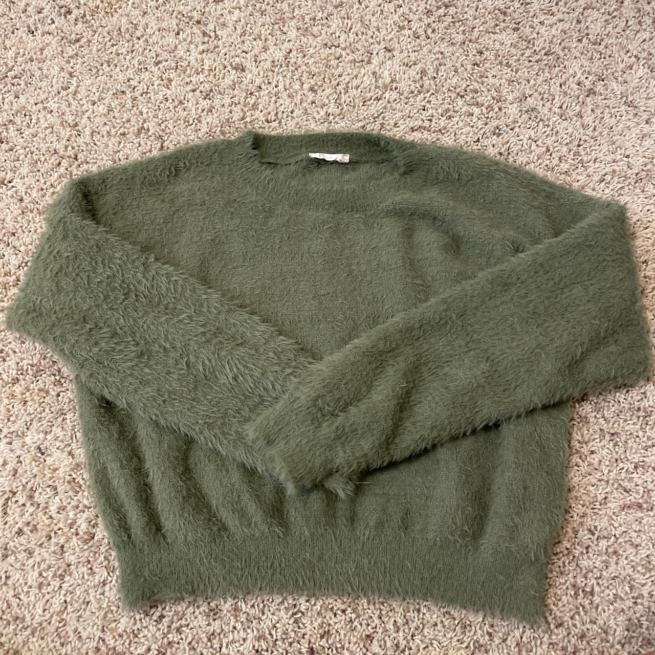 Fuzzy cropped green sweater- Altard state - Depop