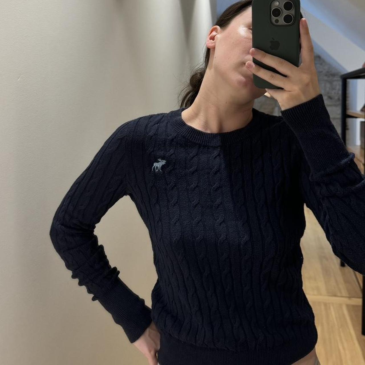Abercrombie and Fitch XS knit jumper. Navy. Depop