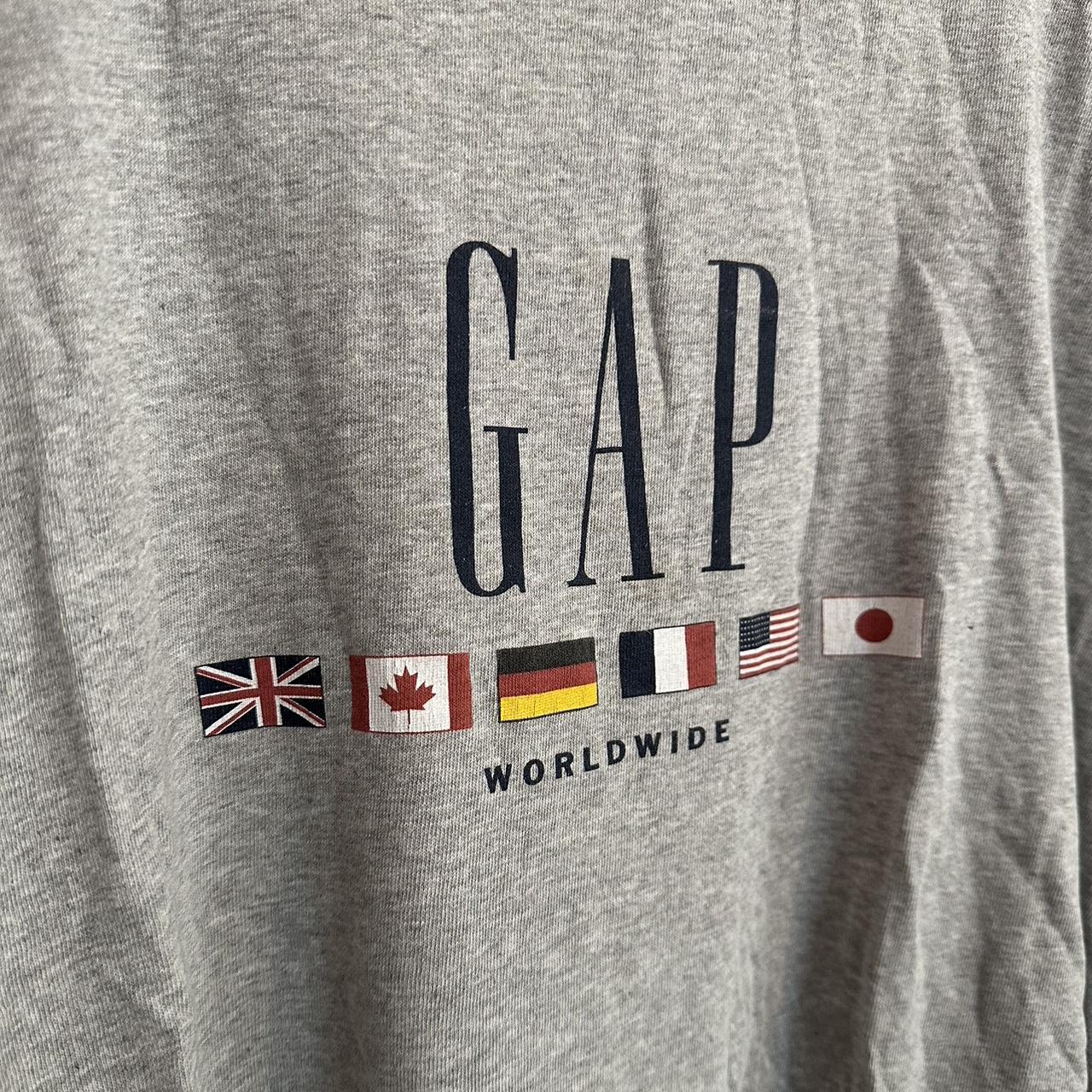 Vintage Gap Worldwide Tshirt, Size: Men’s Large, Fit:...