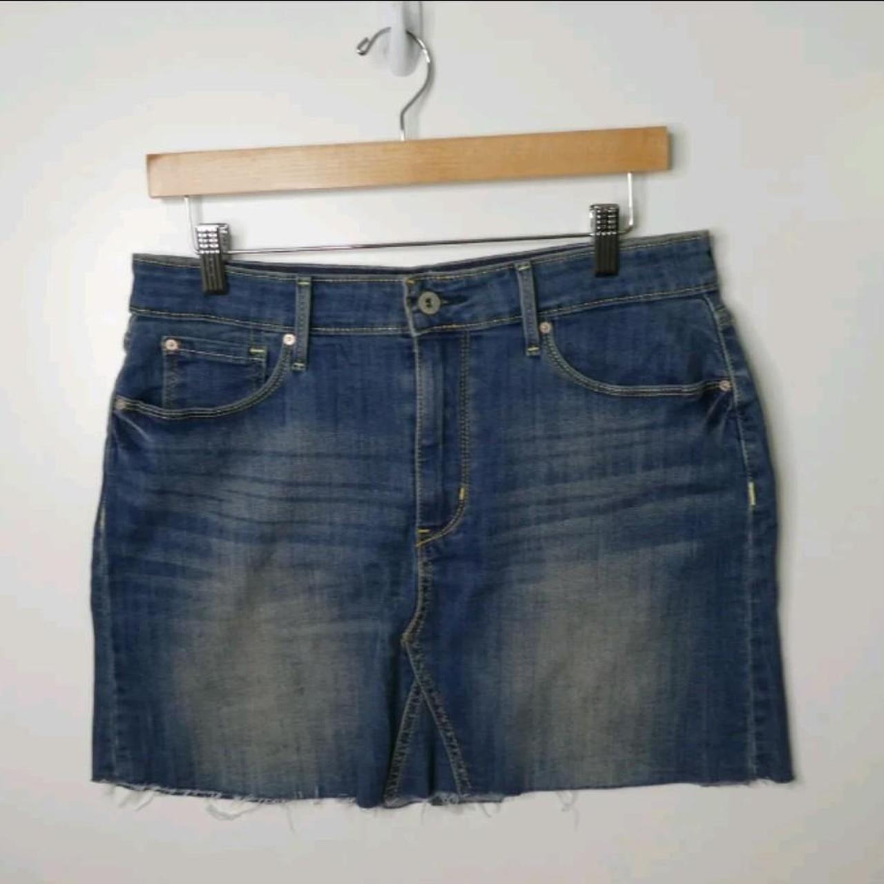 Levi's stretch shop denim skirt