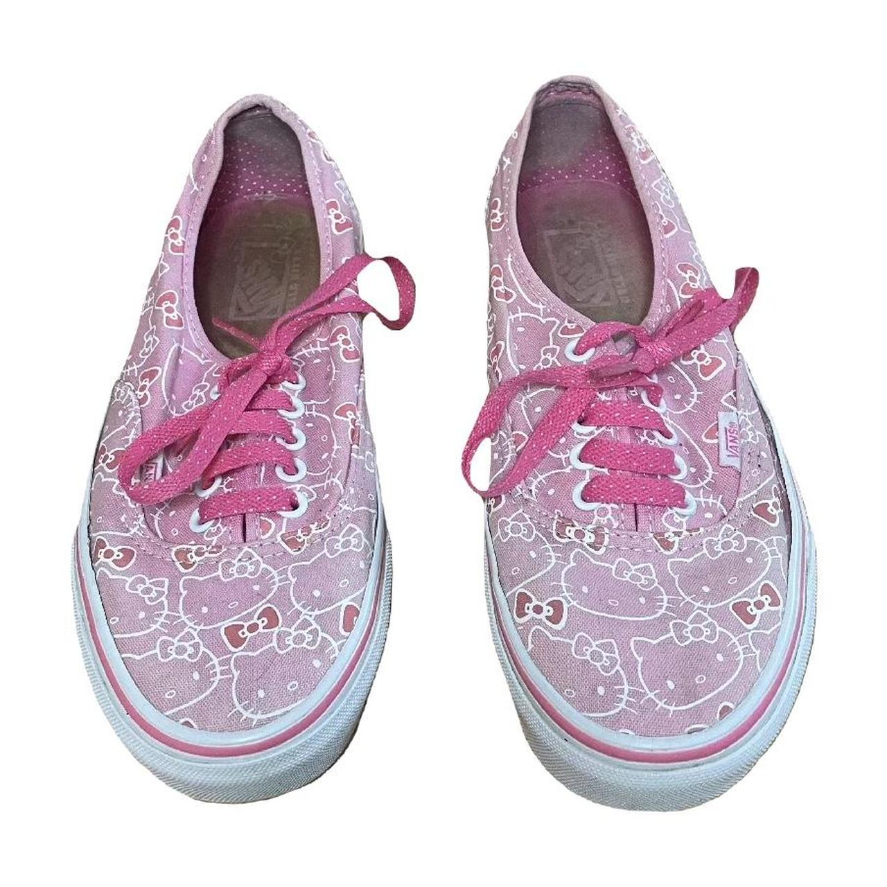 Vans hello hot sale kitty sneakers