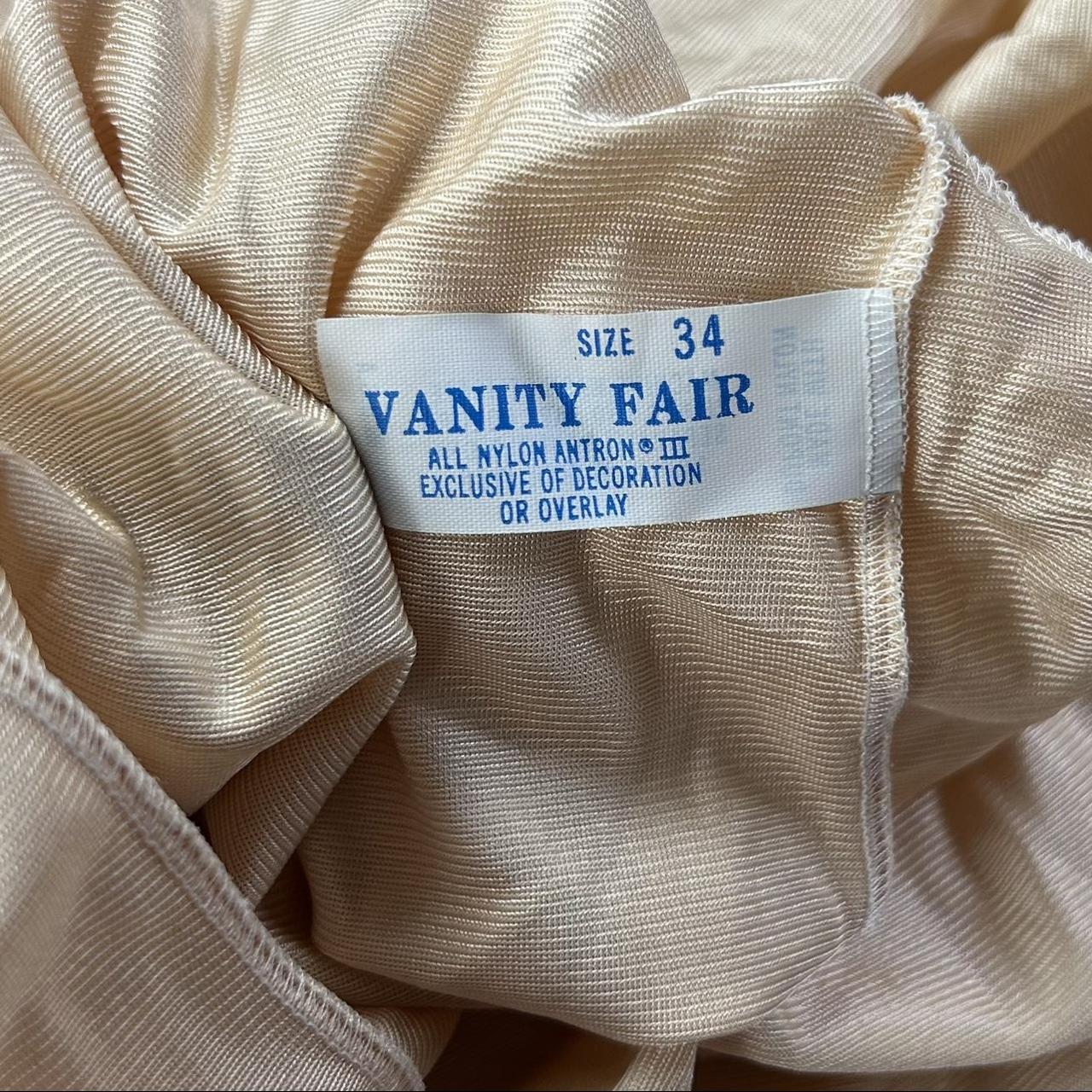 Vanity Fair Men's Gold and Cream Nightwear | Depop