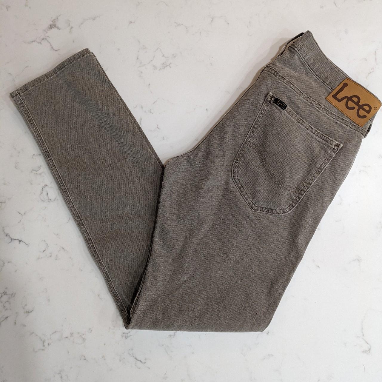 BNWOT Lee Men’s Regular Slim Leg Luke Zip Fly Jeans... Depop