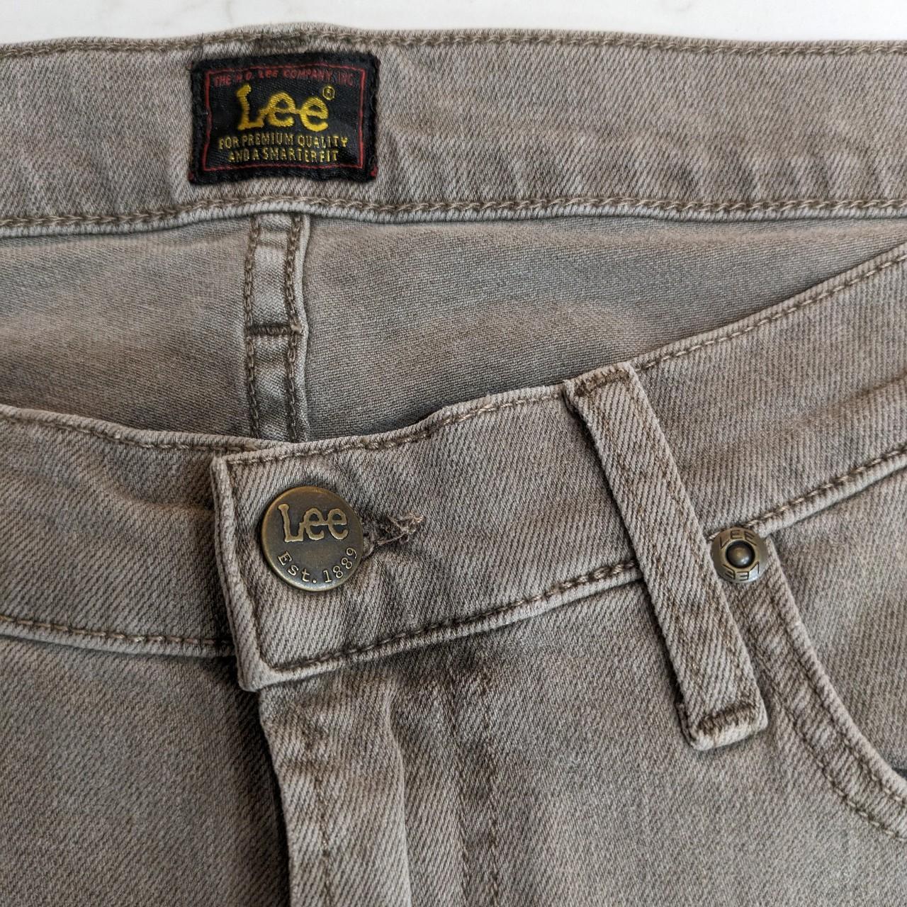 BNWOT Lee Men’s Regular Slim Leg Luke Zip Fly Jeans... Depop