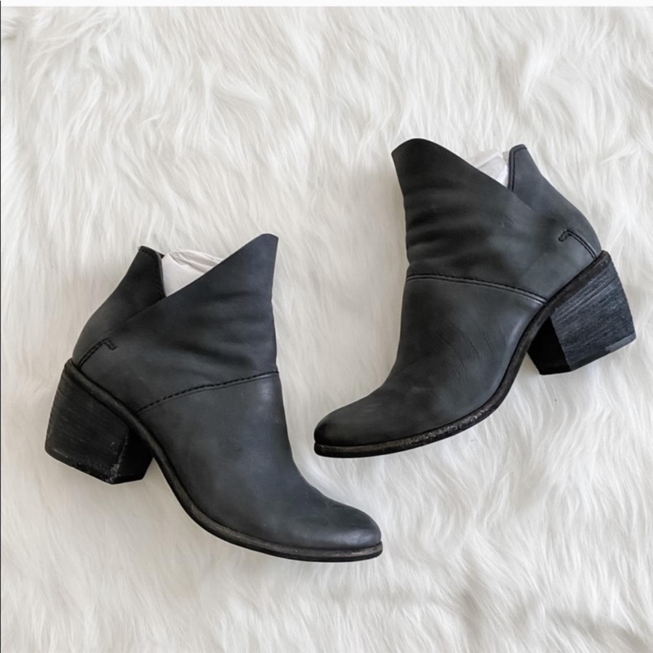 Dolce vita black suede 2025 booties