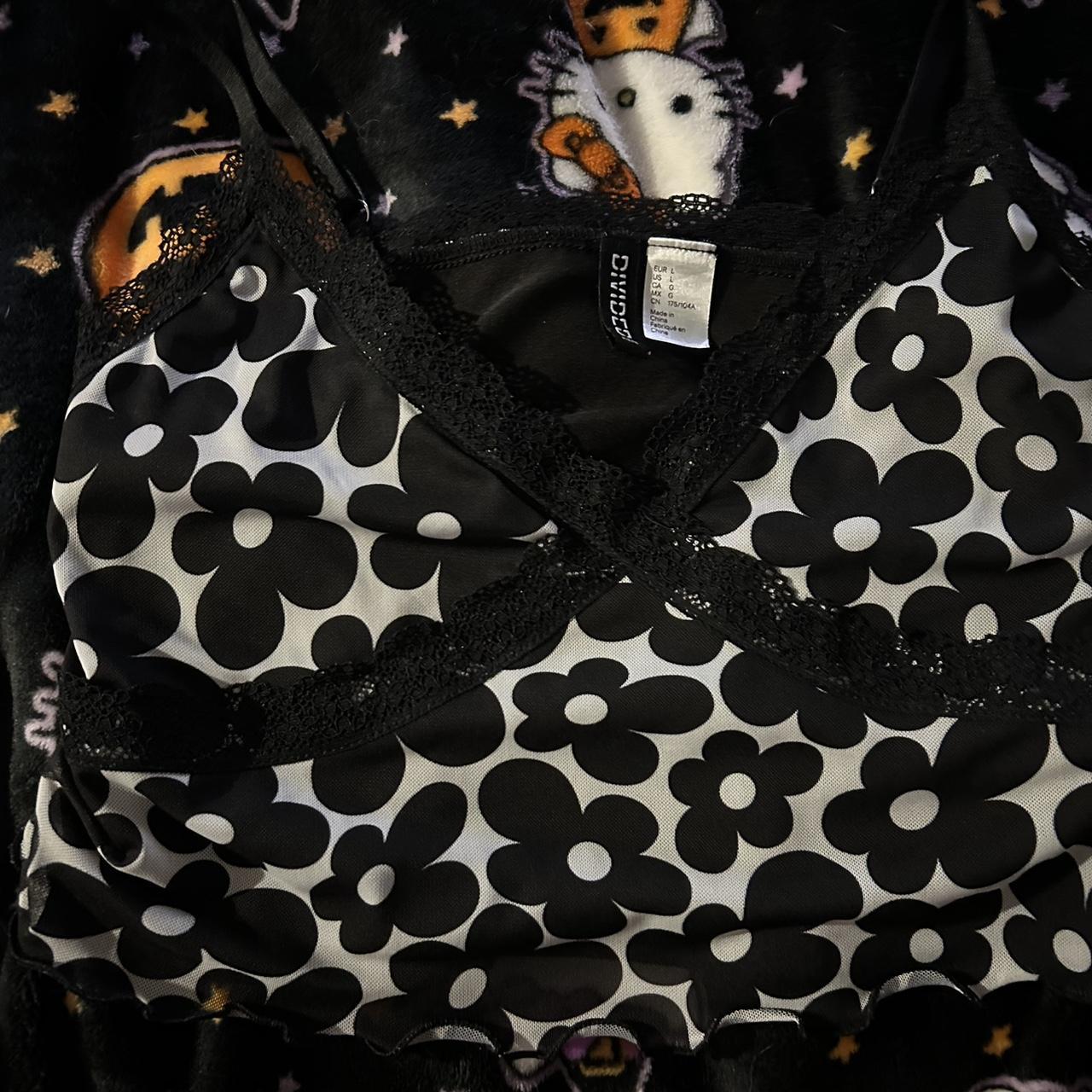 item listed by anah0923