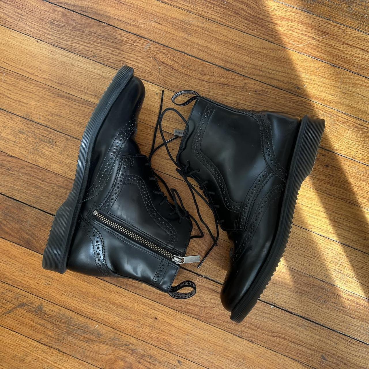 Dr martens delphine store boots