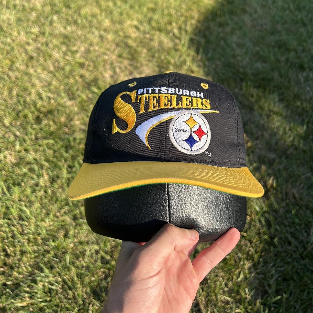 Pittsburgh STEELERS Vintage 90s Big LOGO Snapback Hat by the