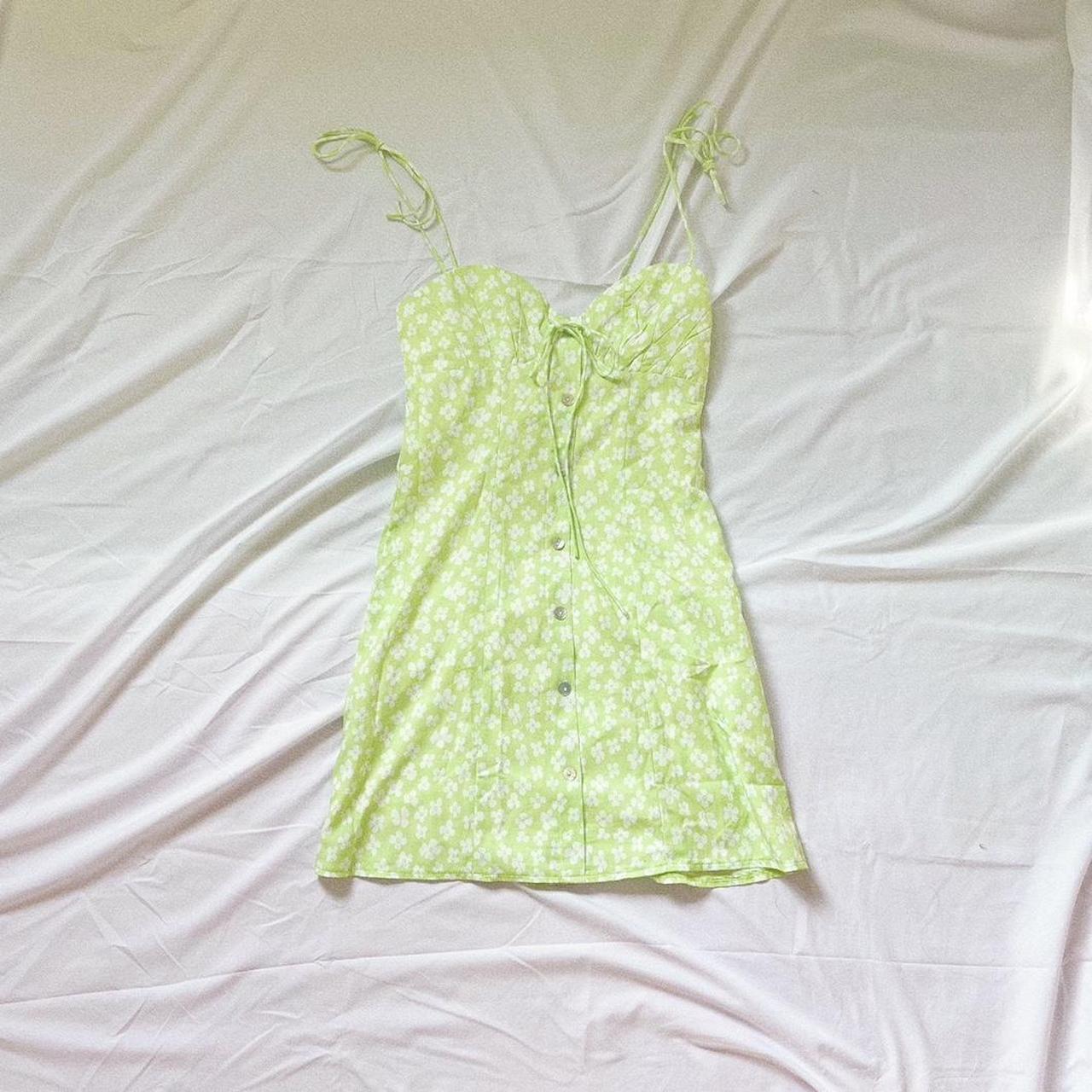 Princess Polly Lara Mini Dress Green Floral Price... - Depop