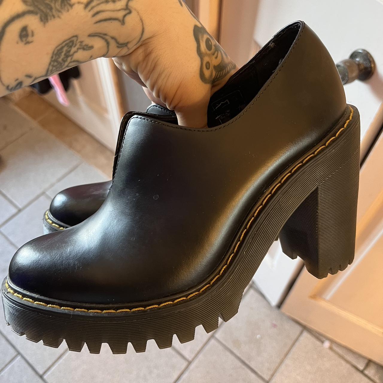 Dr martens 2025 cordelia black