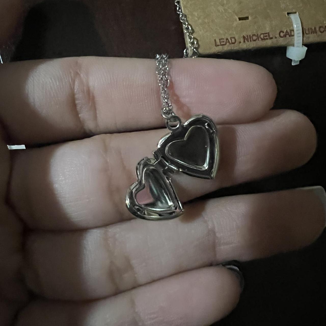 Heart Locket Necklace – Brandy Melville