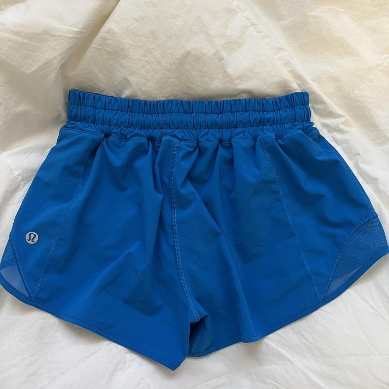 Lululemon shorty Hot Shorts - Size 4 (2.5 length) -... - Depop