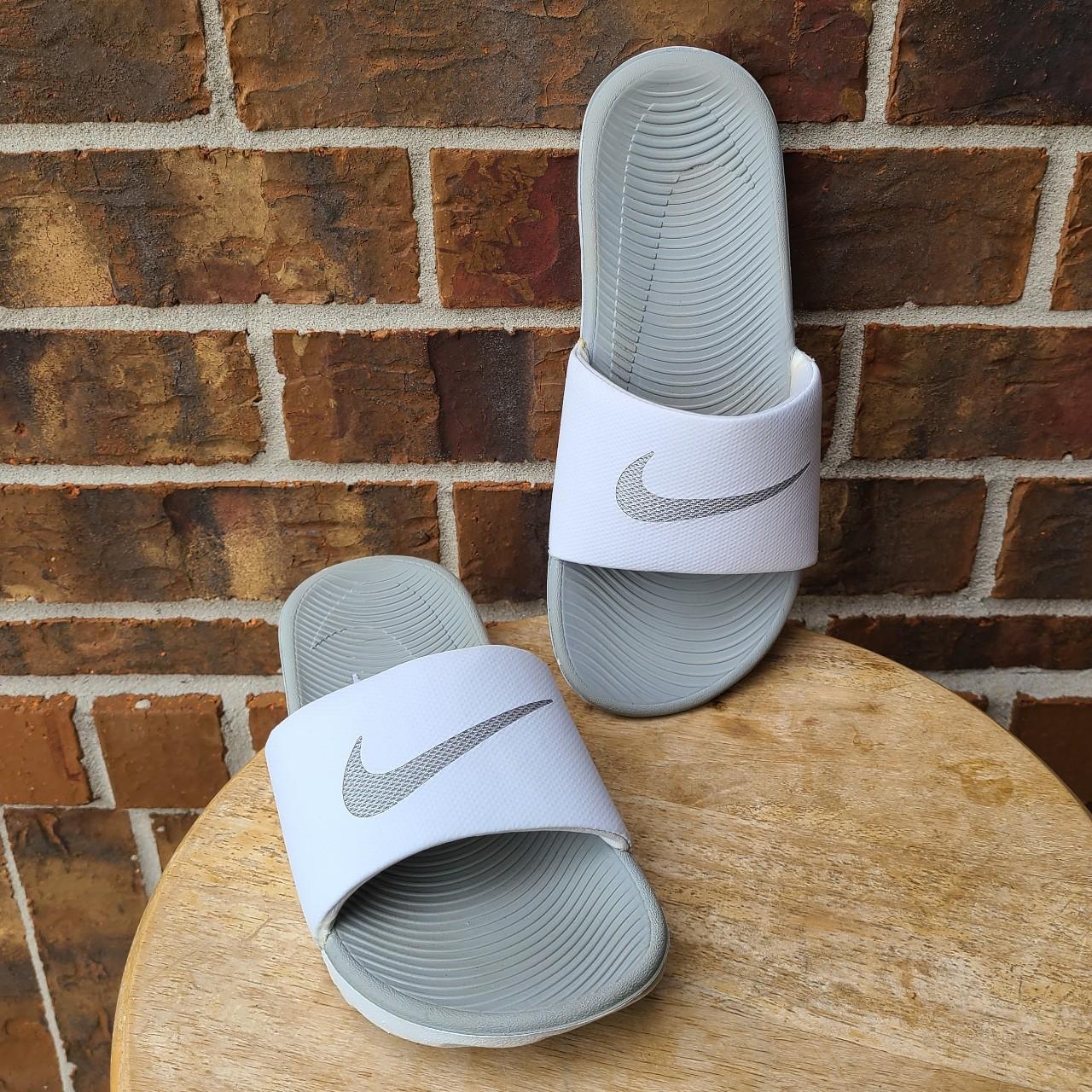 White and discount silver nike slides