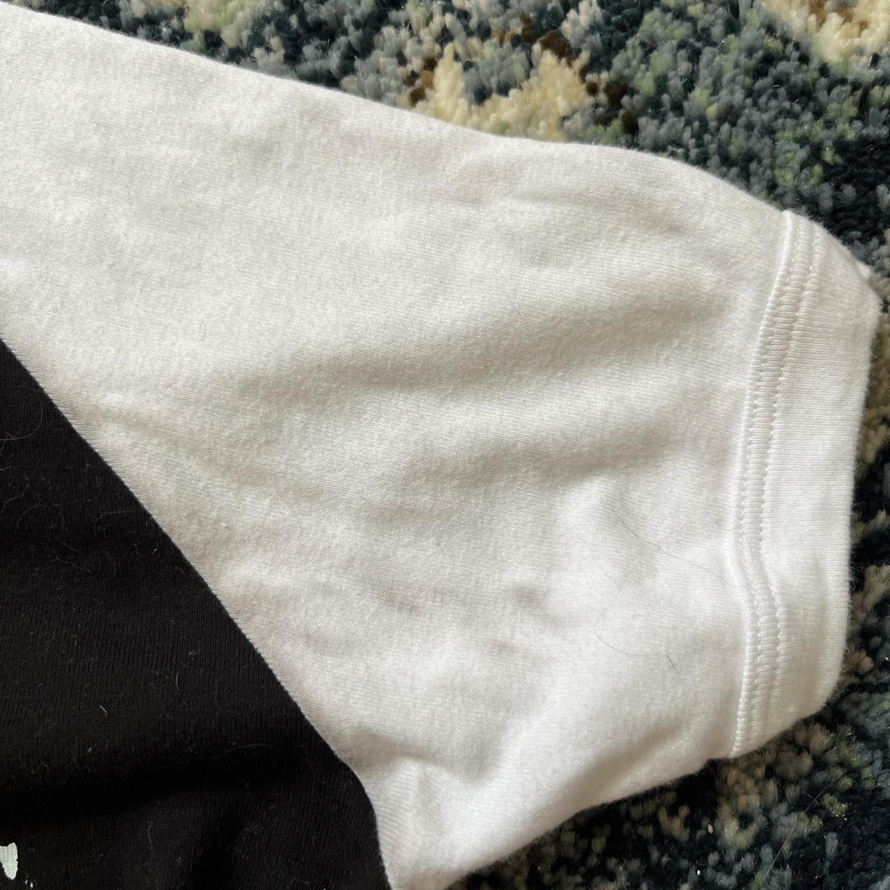 lizzybtq sonic youth baby tee; has some black dye on... Depop