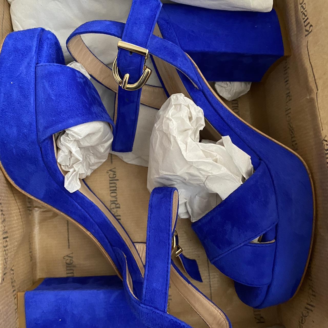russel bromley sandals