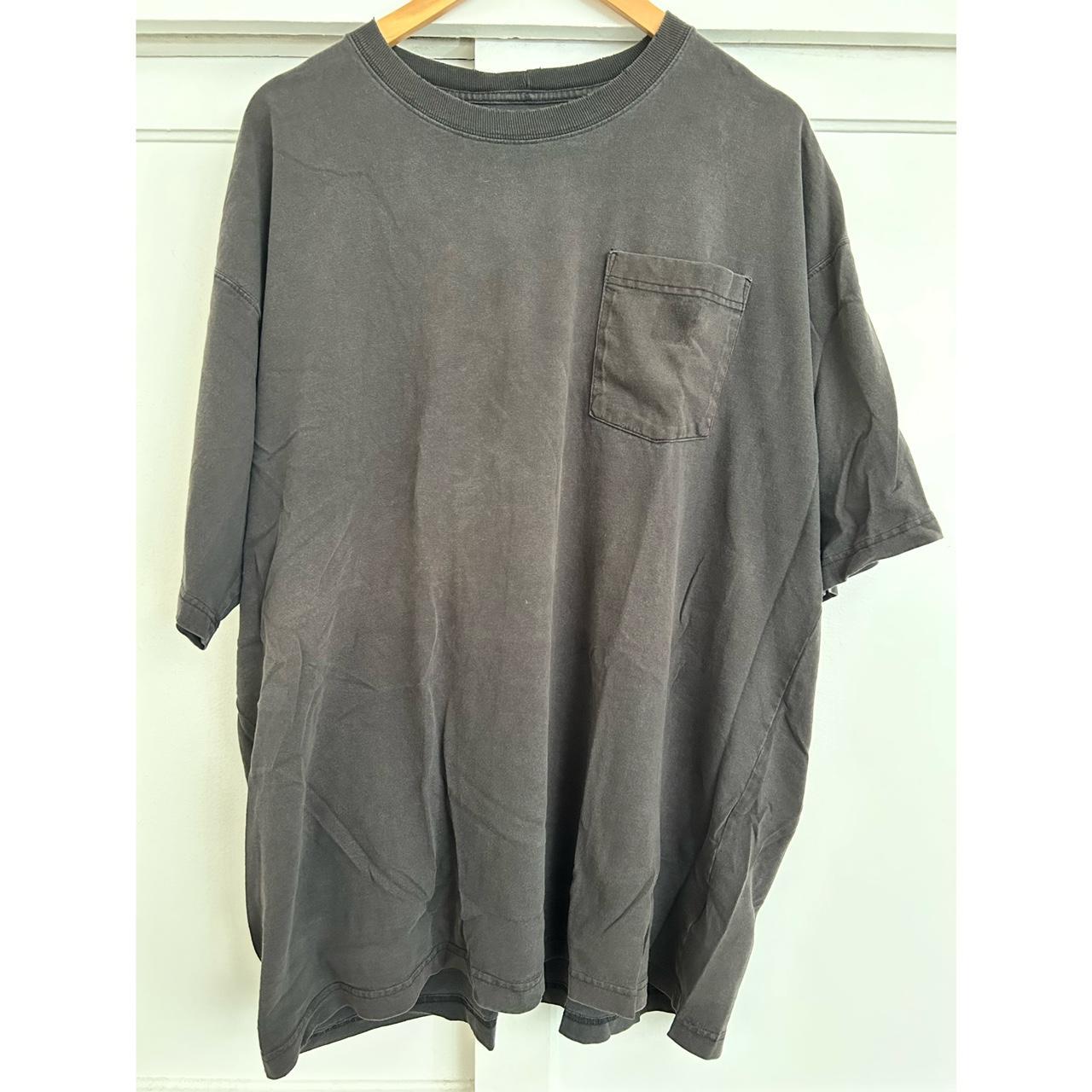 Carhartt Men's Black T-shirt | Depop