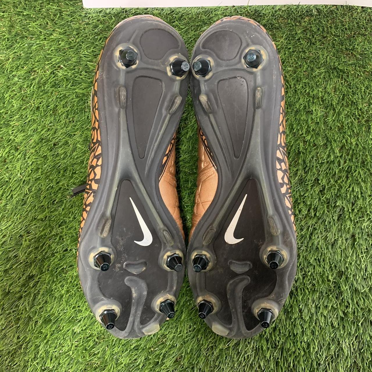 cheap nike hypervenom phantom football boots