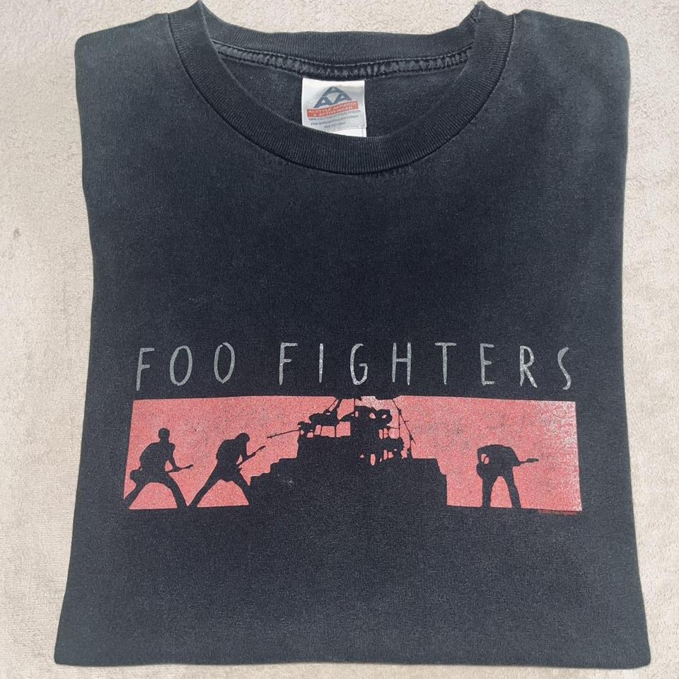 Vintage Foo Fighters One By One Tour Tee Preshrunk... - Depop