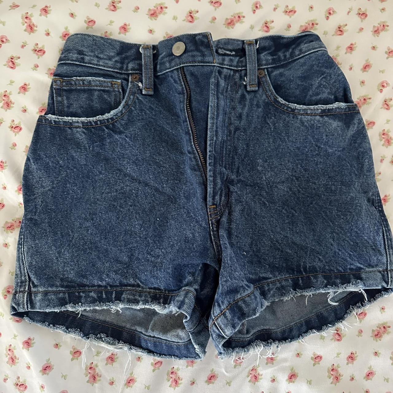 Abercrombie & Fitch Women's Shorts Depop
