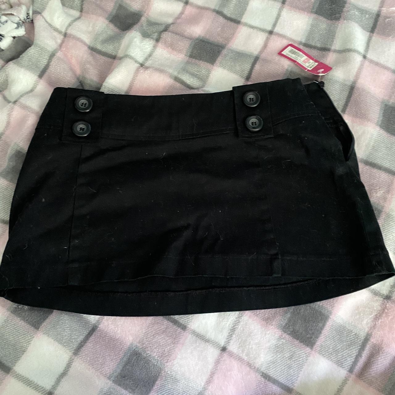 item listed by sophia_mak