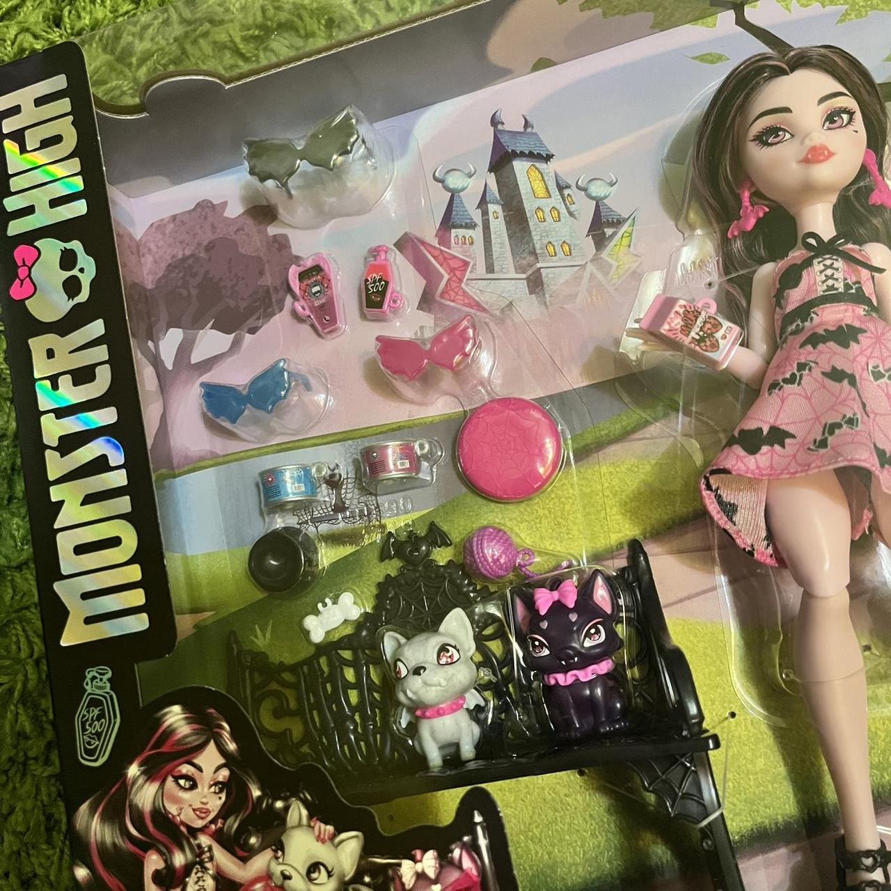 Monster High Draculaura Bite In The Park Playset Depop