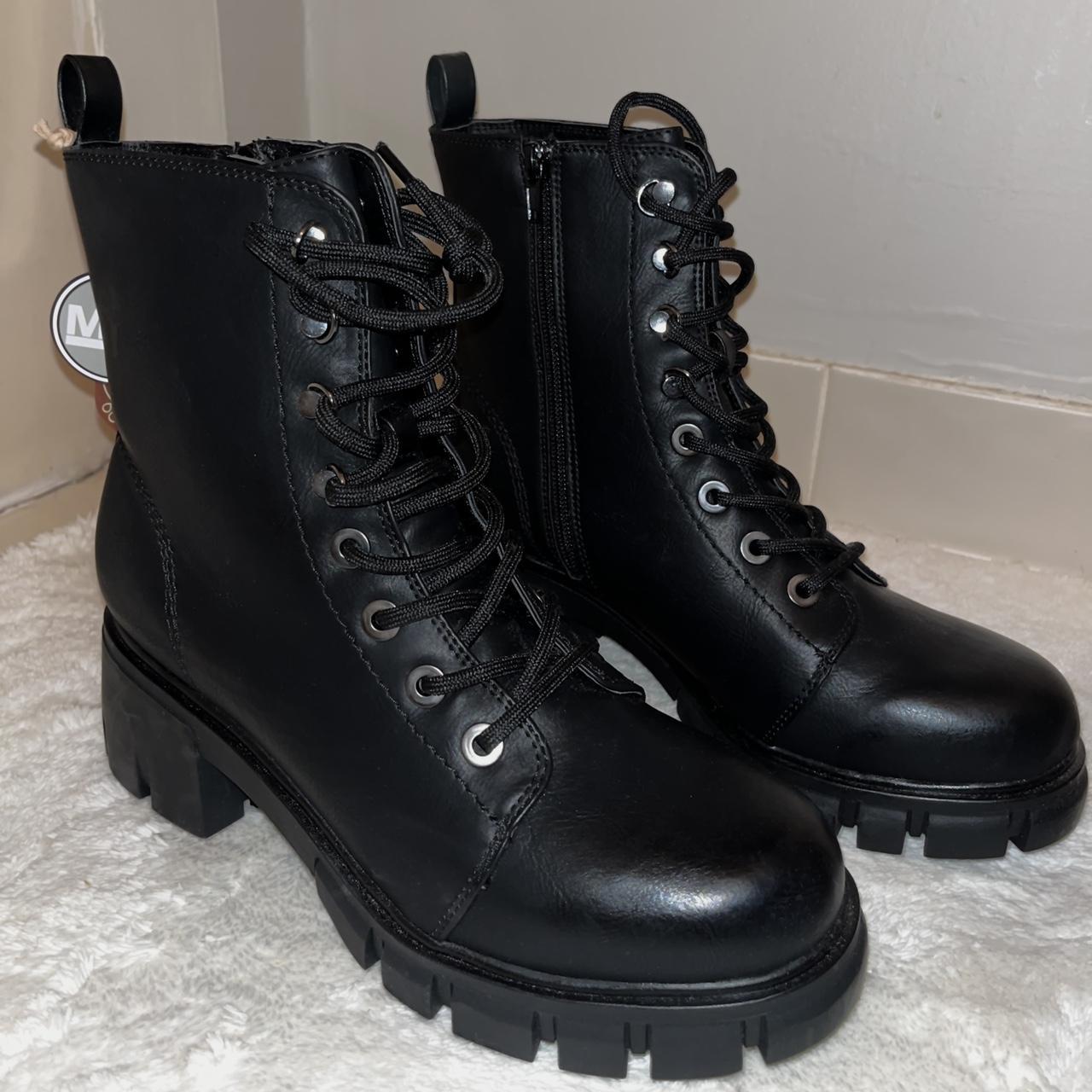 MIA BLACK COMBAT BOOT SIZE 9 NEVER WORN! Aprox. 2in... - Depop