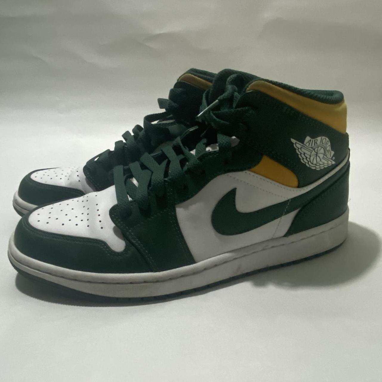 Air Jordan 1 Mid top ‘Sonics’, Sz 10