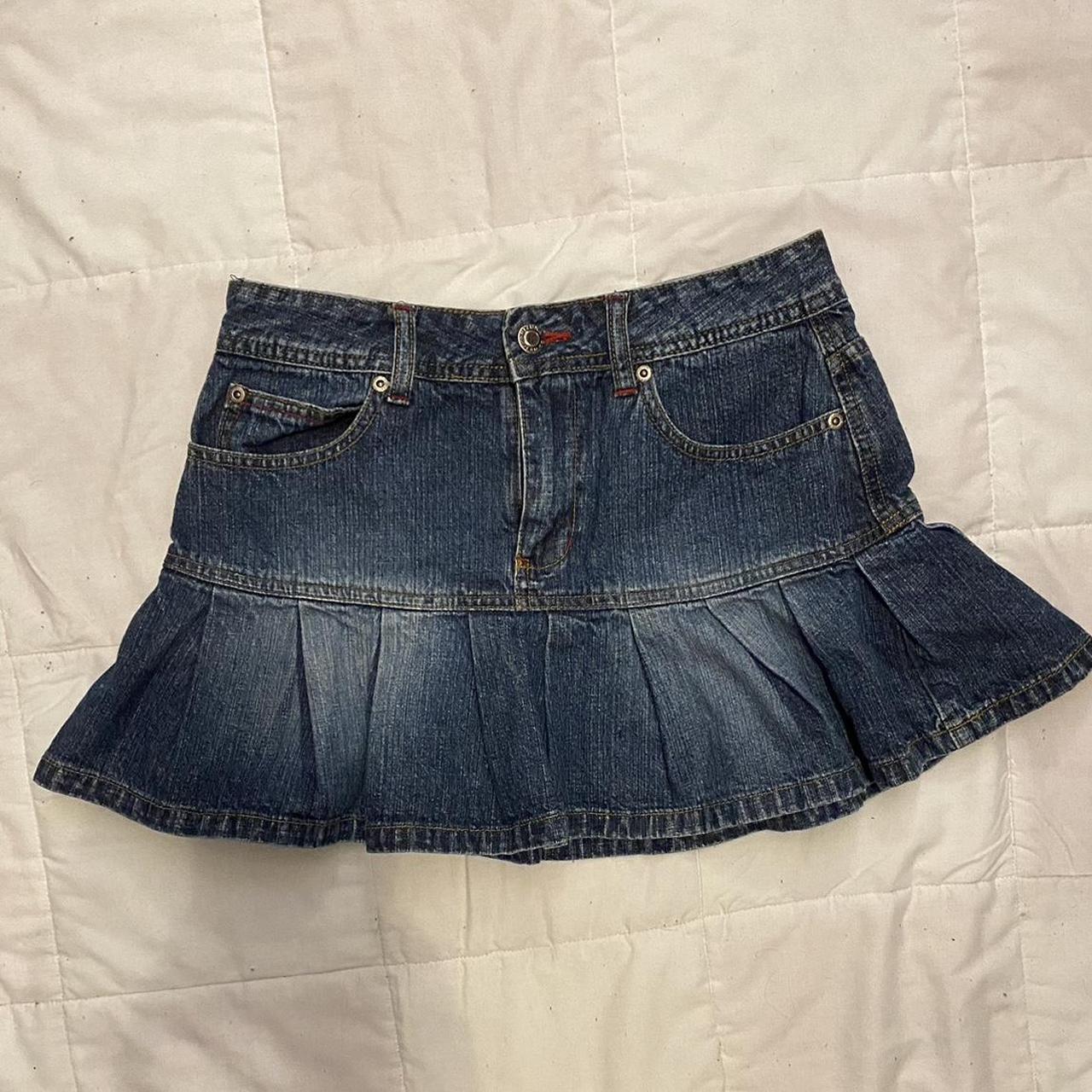 Jean mini pleated skirt Size: 26’ So cute 😭... - Depop
