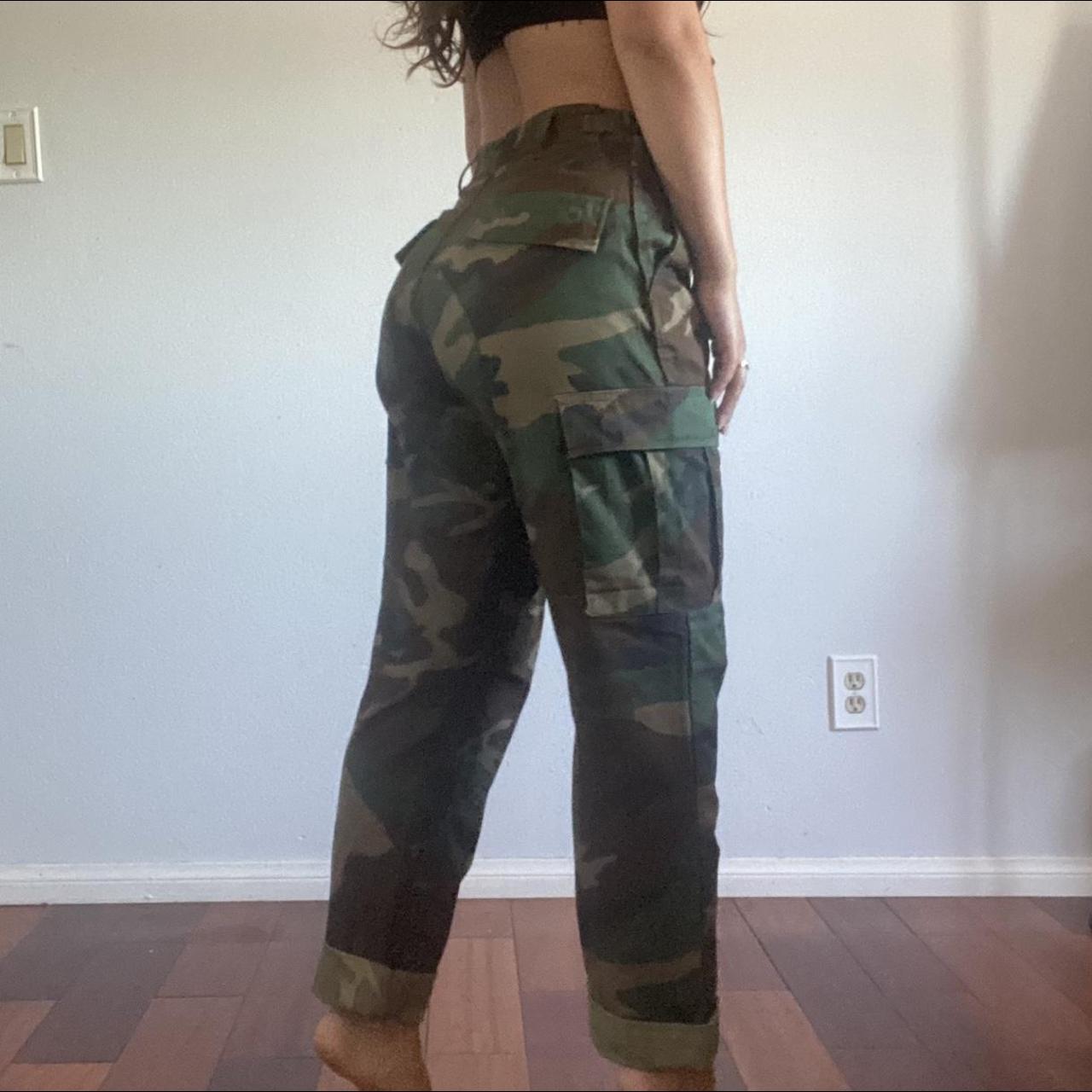 Camo pants 2025 womens zumiez