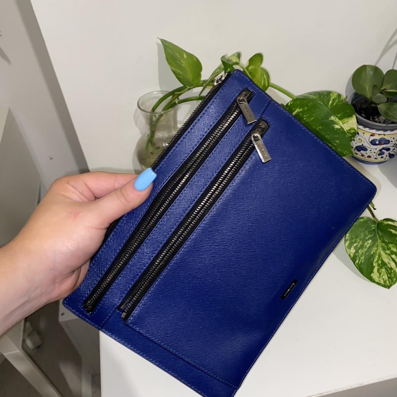 Michael kors blue discount clutch