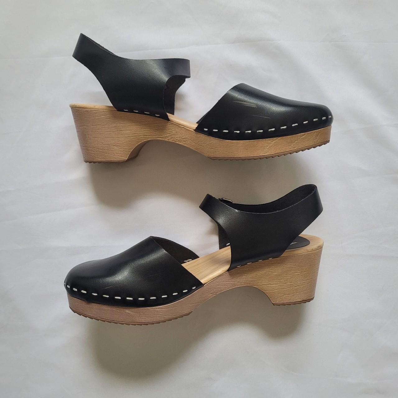 clog style heels