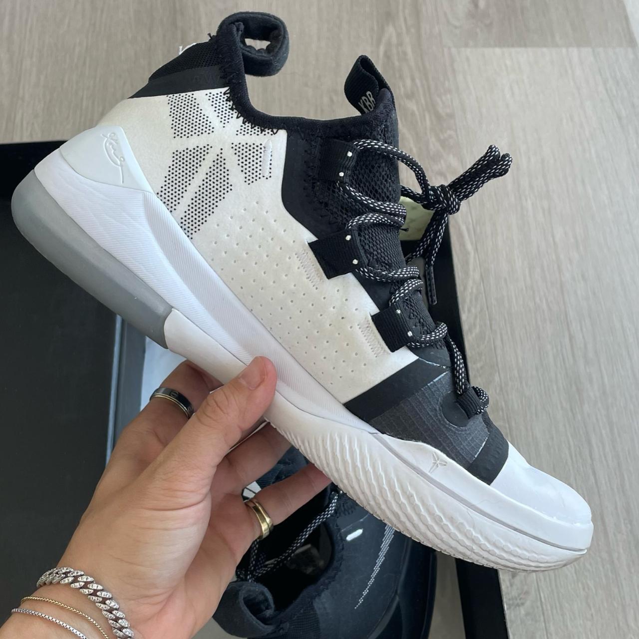 Kobe ad exodus white cheap black