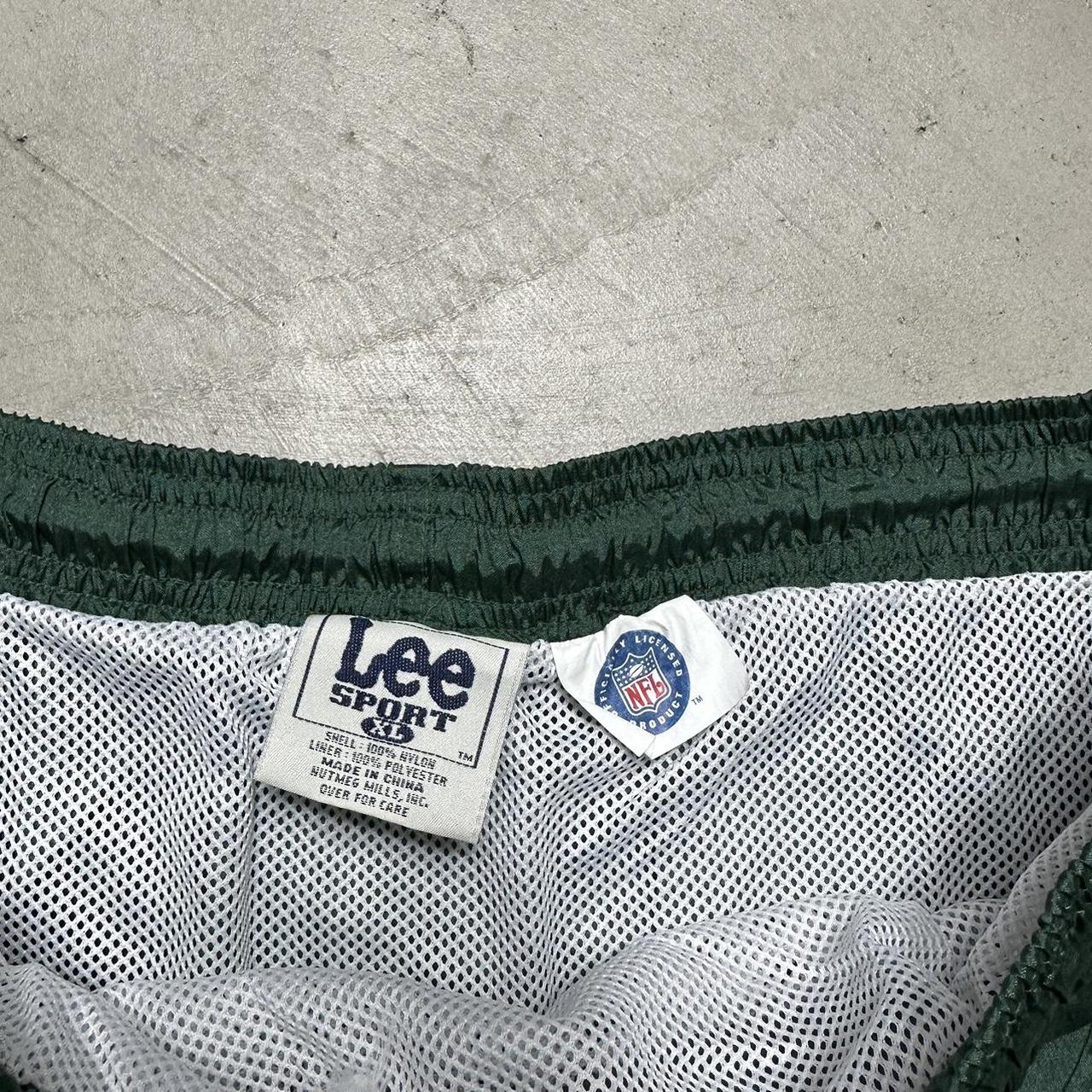 Vintage 90s Green Bay Packers Lee Sport Nylon Shorts Size 