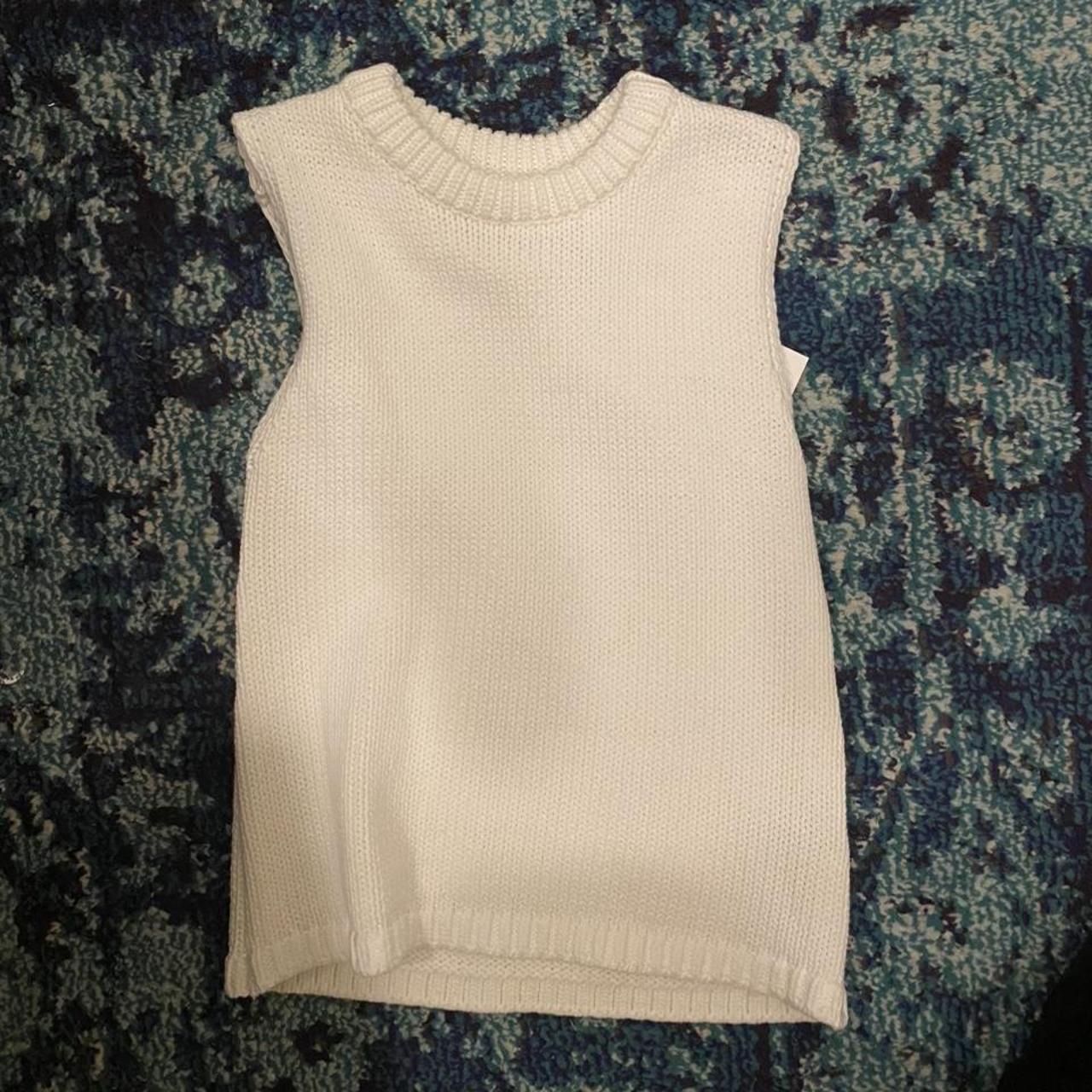 BNWT Zara white sleeveless sweater - Depop