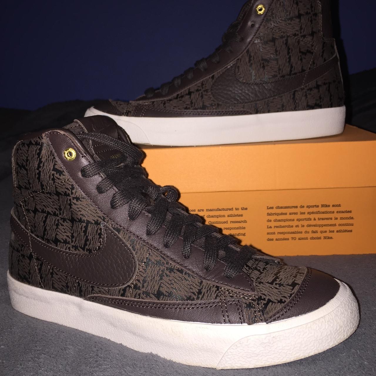 mens nike brown trainers