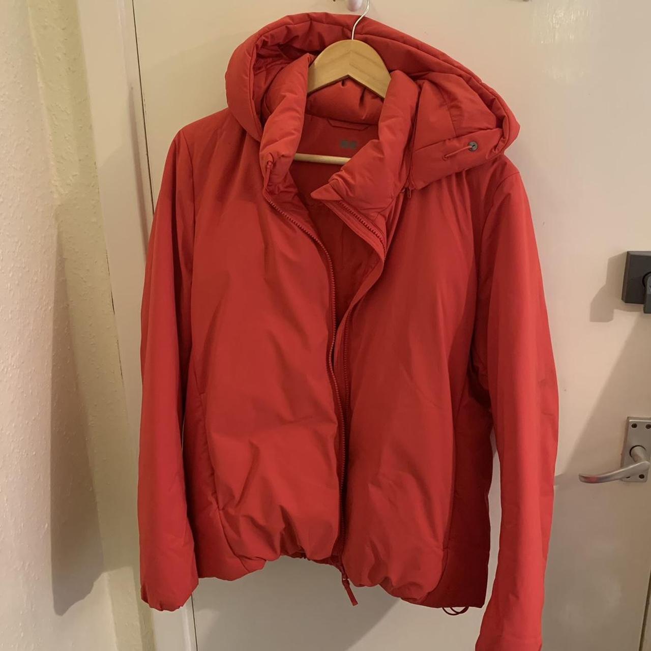 Red jacket clearance uniqlo