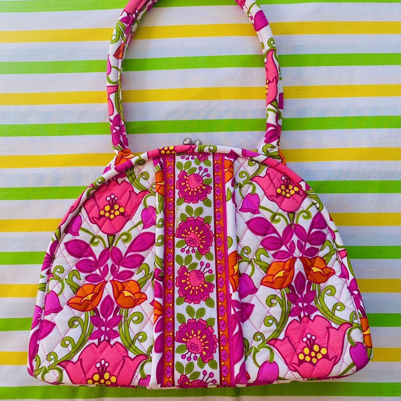 Vera Bradley floral handbag Like new / no signs of... - Depop