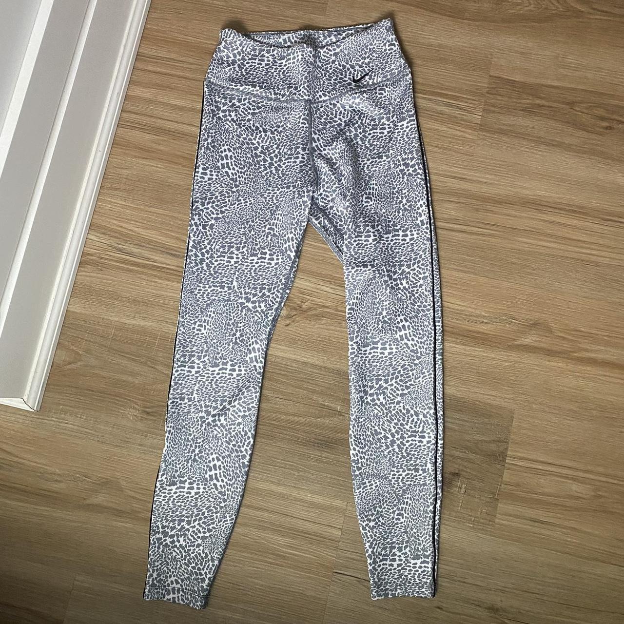 Nike leopard print leggings. size S would fit 6-10. - Depop