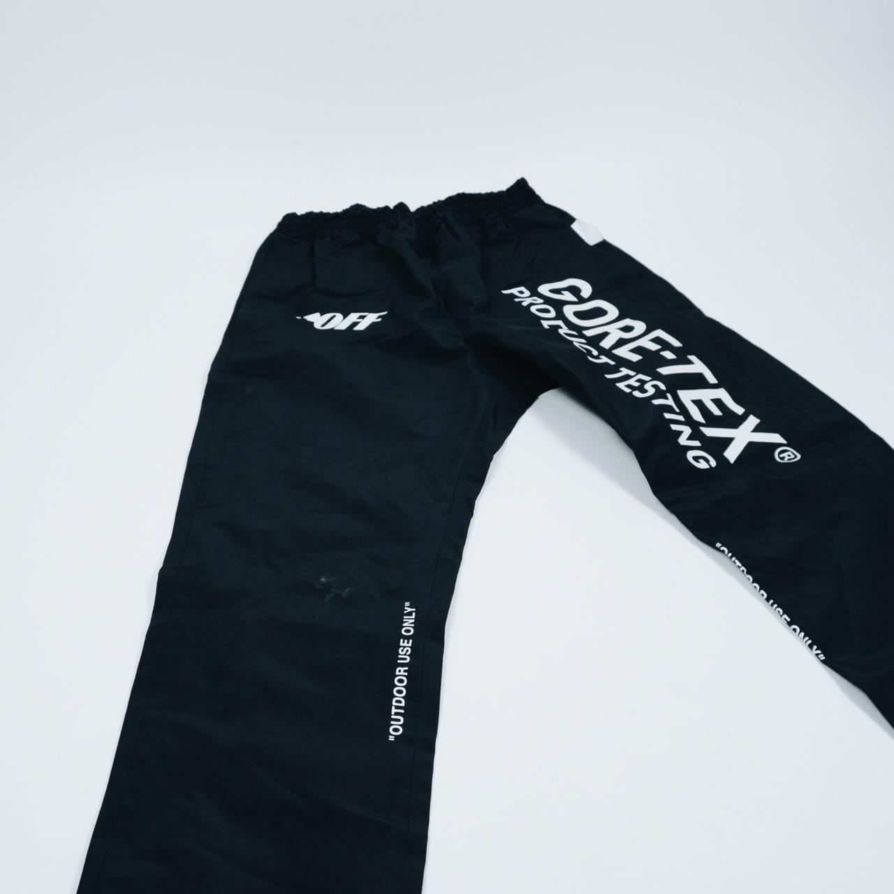 Off-White Men's Black and White Trousers (3)
